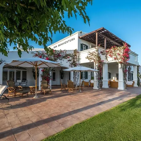 Magnificent Finca With Mini-golf, Padel Court, Hot Tub & 2 Pools *