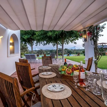 Magnificent Finca With Mini-golf, Padel Court, Hot Tub & 2 Pools Villa