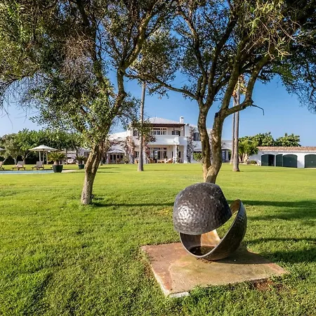 Magnificent Finca With Mini-golf, Padel Court, Hot Tub & 2 Pools Villa