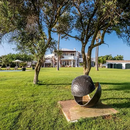 Magnificent Finca With Mini-golf, Padel Court, Hot Tub & 2 Pools Villa