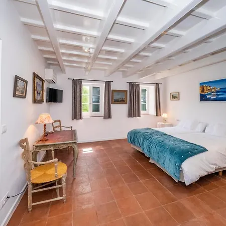 Villa Magnificent Finca With Mini-golf, Padel Court, Hot Tub & 2 Pools *
