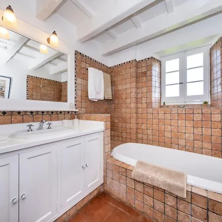 Magnificent Finca With Mini-golf, Padel Court, Hot Tub & 2 Pools Villa Sant Lluis