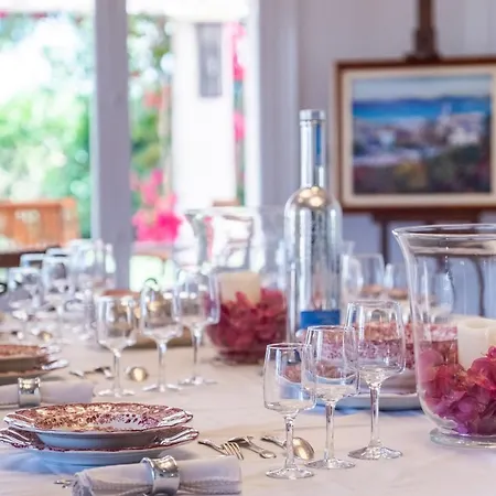 Villa Magnificent Finca With Mini-golf, Padel Court, Hot Tub & 2 Pools Sant Lluís